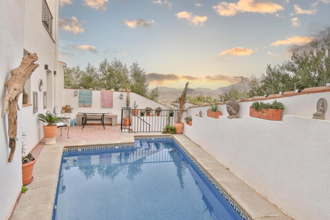Casa Sol Y Aire - Vakantievilla In Dorp Met Prive Zwembad Pinos del Valle Luaran gambar