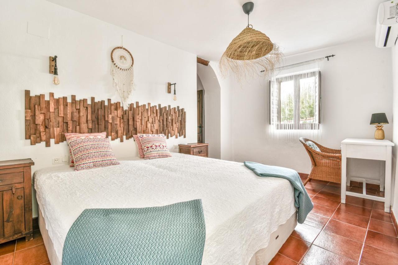 Casa Sol Y Aire - Vakantievilla In Dorp Met Prive Zwembad Pinos del Valle Luaran gambar